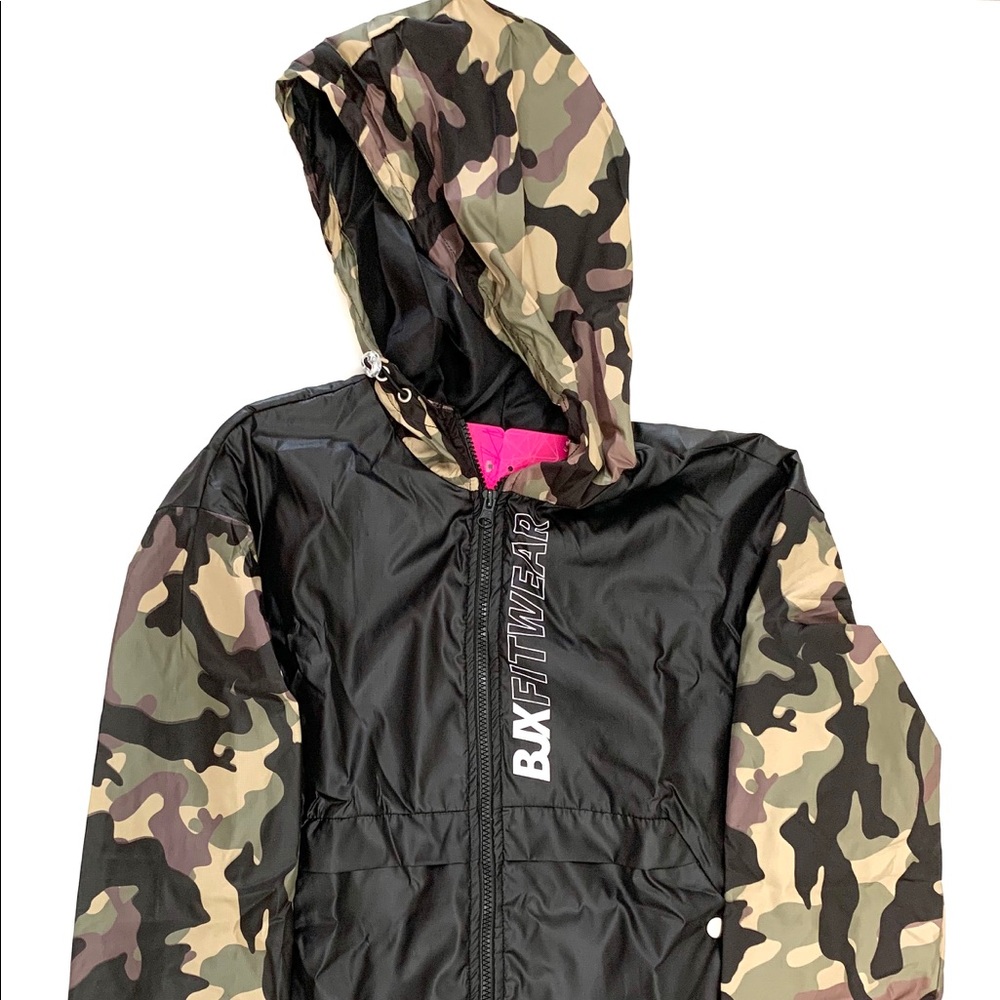 Sport, casual women camouflage printed jacket